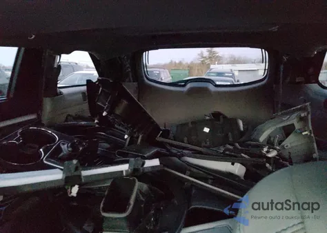 2019 Toyota Highlander Xle from USA, damaged, VIN 5TDJZRFH4KS574449